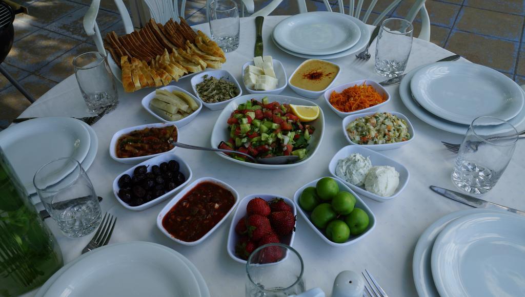 River Side Hotel Mingəçevir Esterno foto
