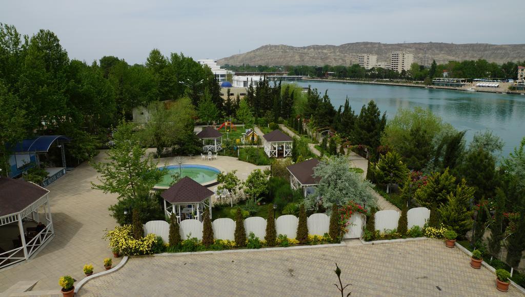 River Side Hotel Mingəçevir Esterno foto