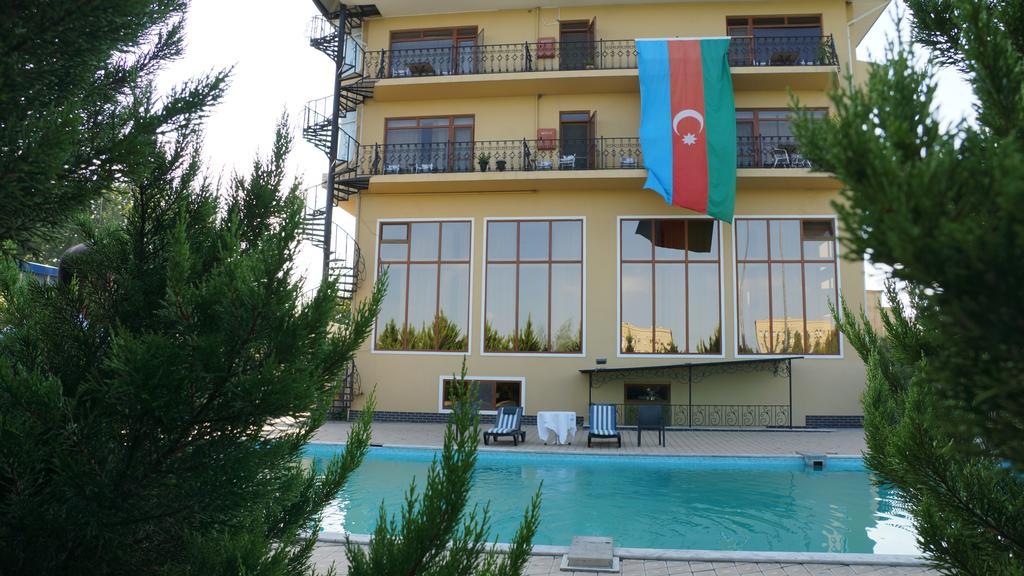 River Side Hotel Mingəçevir Esterno foto