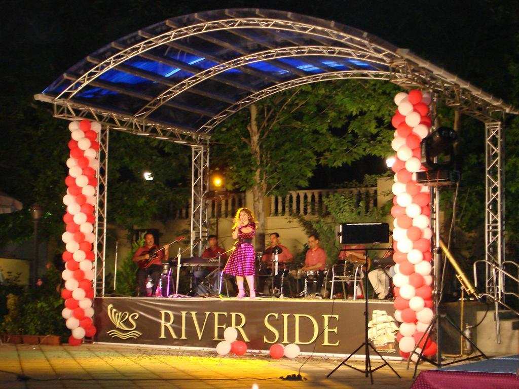River Side Hotel Mingəçevir Esterno foto