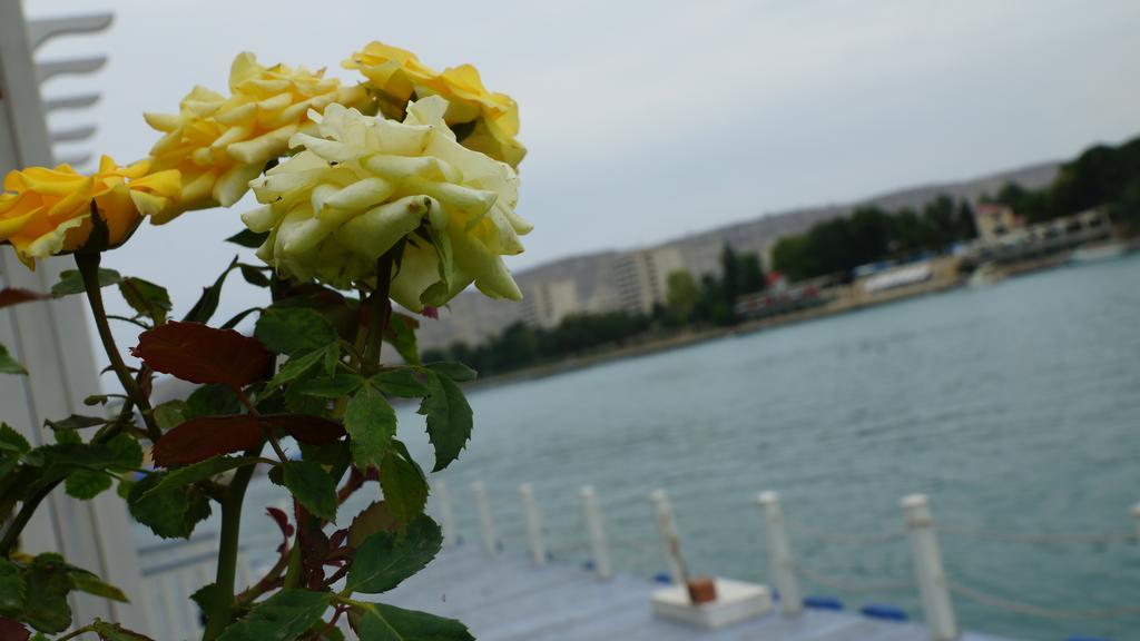 River Side Hotel Mingəçevir Esterno foto